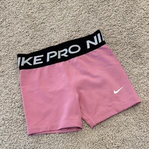 Nike Pro Mauve Shorts with Black Waistband